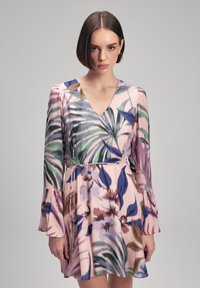 Летнее платье Летнее платье