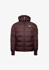 Зимняя куртка