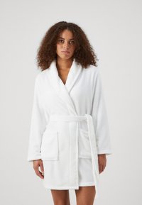 Халат Халат