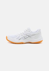 Кроссовки для зала