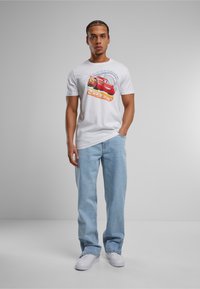 Футболка Футболка