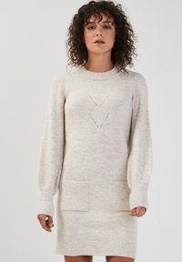 Вязаное платье Вязаное платье