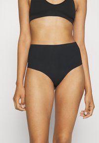 Корректирующее белье