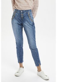 Джинсы Джинсы