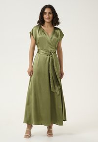 Платье Платье