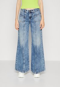 Широкие брюки