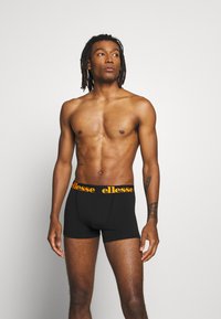 Трусы шортики Трусы шортики