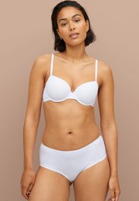 Трусы шортики Трусы шортики