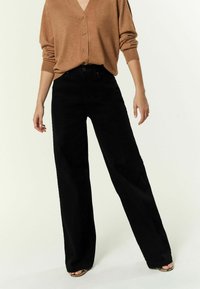 Джинсы Джинсы