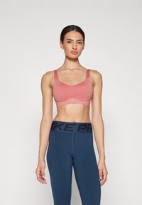 Спортивный бюстгальтер