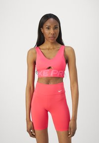 Спортивный бюстгальтер