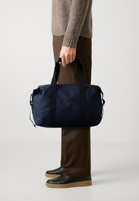 Дорожная сумка Дорожная сумка