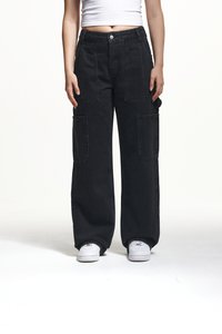 Свободные джинсы Свободные джинсы