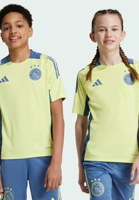 Спортивная майка