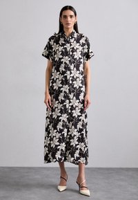 Летнее платье Летнее платье