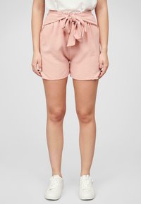 Шорты Шорты