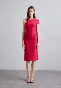 Летнее платье Летнее платье