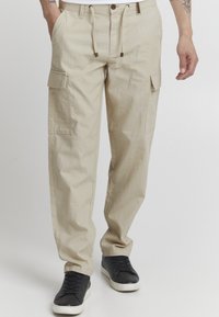 Льняные брюки Льняные брюки