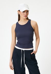 Майка-борцовка