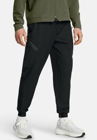 Спортивные штаны Спортивные штаны