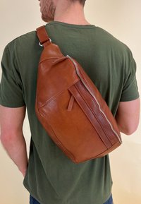 Кожаная сумка