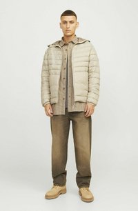 Зимняя куртка Зимняя куртка