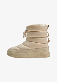 Зимние ботинки