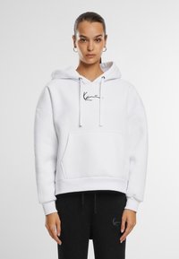 Пуловер с капюшоном Пуловер с капюшоном