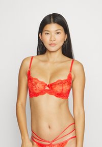 Бюстгальтер на косточках