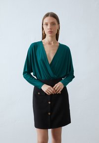 Майка Майка