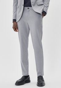 Костюмные брюки