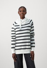 Пуловер с капюшоном