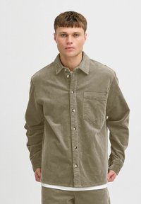 Рубашка Рубашка