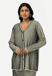 Кардиган Кардиган