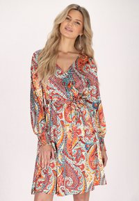 Летнее платье