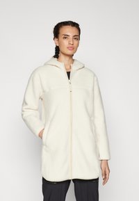 Спортивная куртка Спортивная куртка