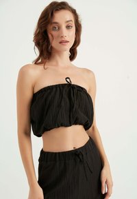 Майка-борцовка