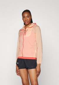 Спортивная куртка