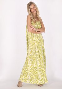 Длинное платье