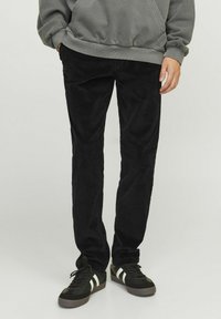 Вельветовые брюки