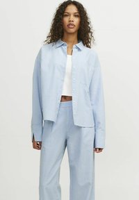 Фланелевая рубашка