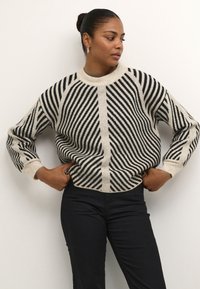 Пуловер в полоску Пуловер в полоску