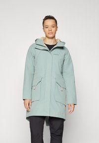 Спортивная куртка