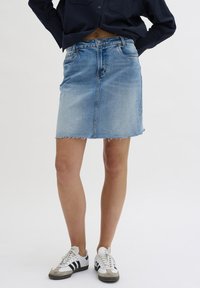 Джинсовая юбка