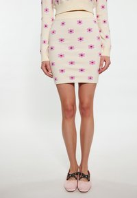 Вязаная юбка Вязаная юбка