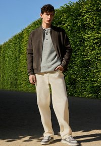 Куртка бомбер Куртка бомбер