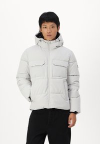 Зимняя куртка Зимняя куртка