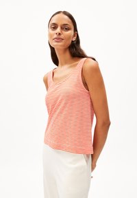 Майка-борцовка