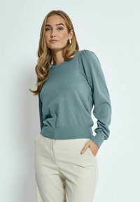 Пуловер Пуловер