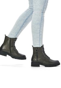 Широкие сапоги Широкие сапоги